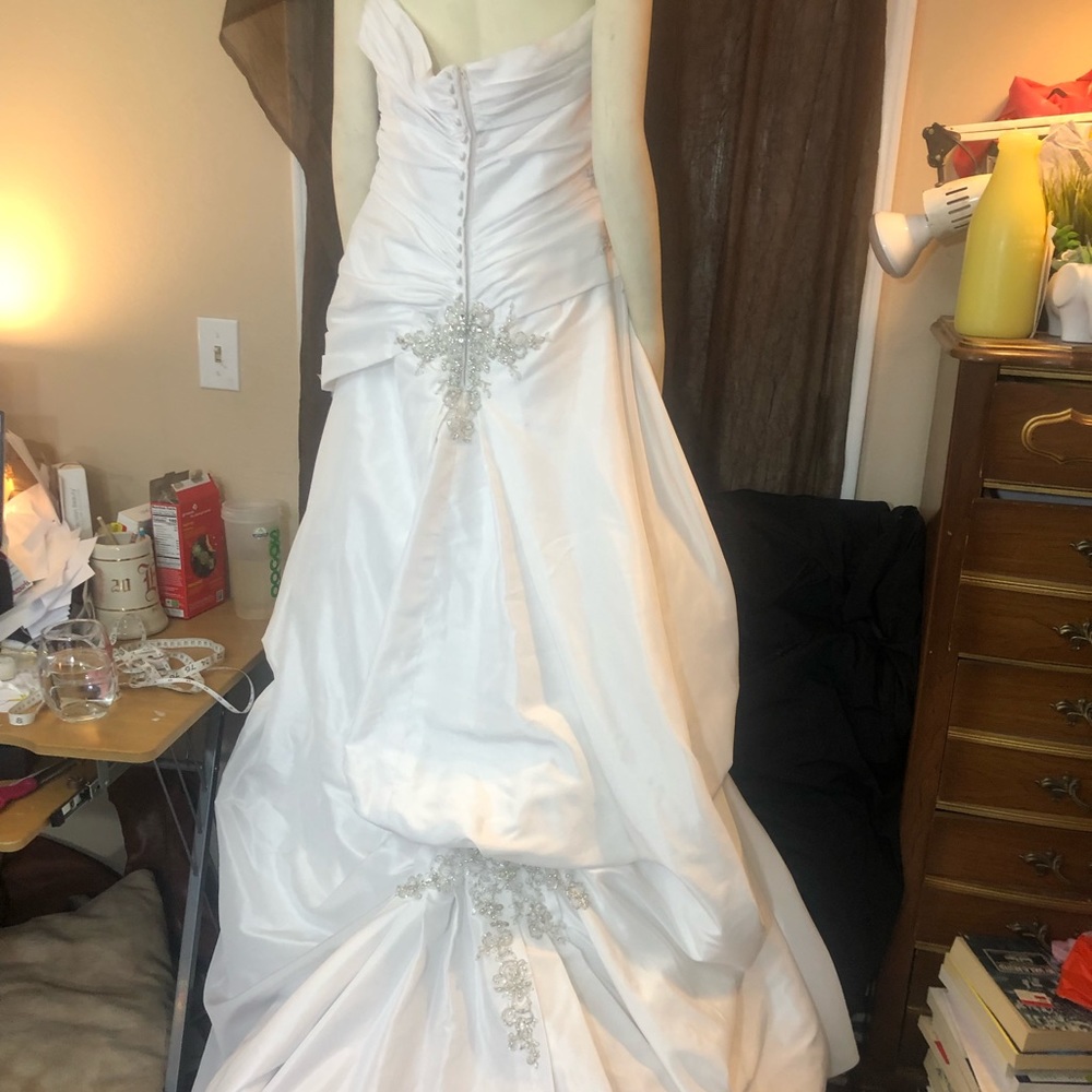 Wedding dress